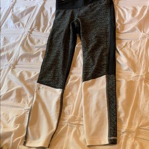Under Amour Capris Leggings